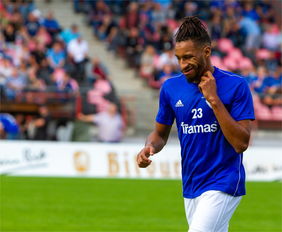 DWG观众热烈欢呼！萨拉赫迎来二十赛季出色发挥引发球迷热议